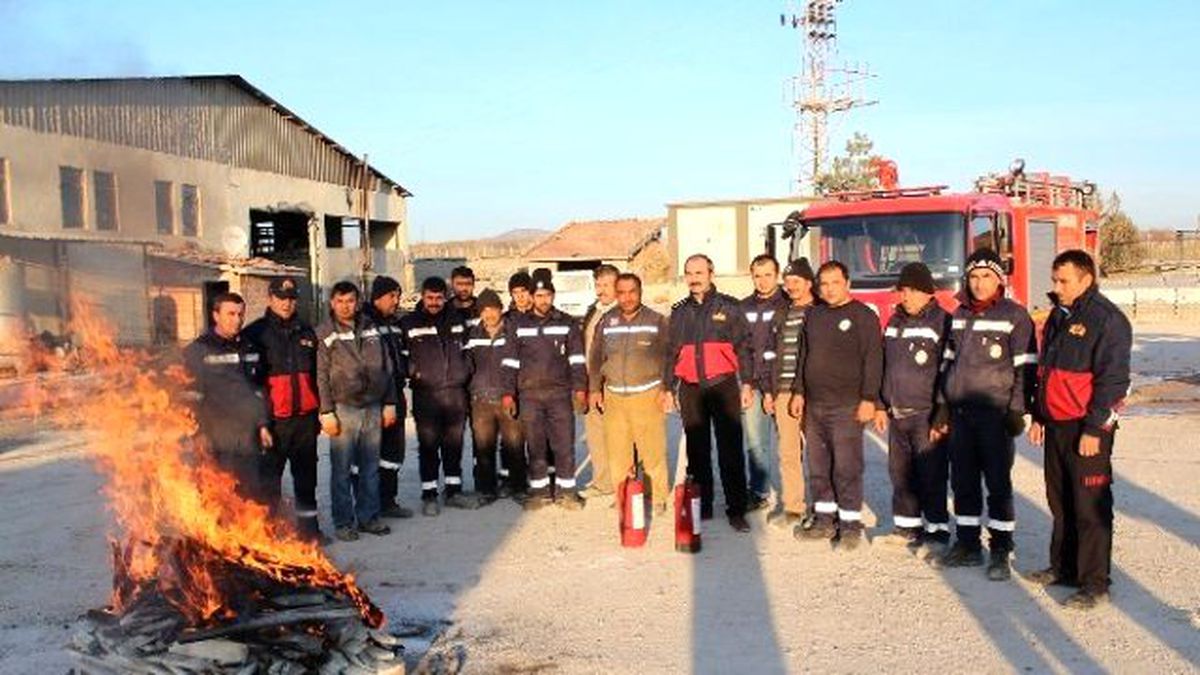 Belediye Personeline Yangın Eğitimi