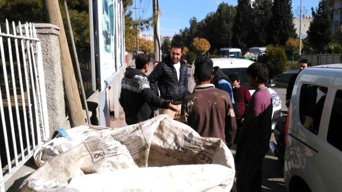 Adıyaman\'da Polis Hırsızlık Yapan 2 Suriyeliyi Gözaltına Aldı