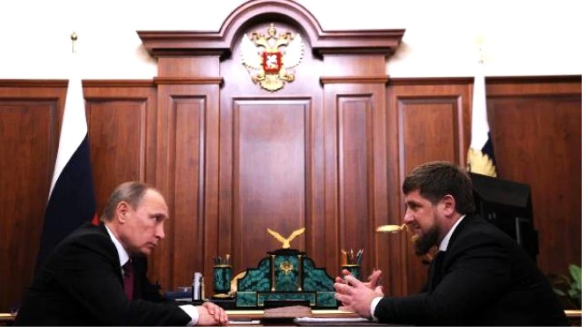Kremlin, Putin\'in Kadirov ile Görüşme Fotoğraflarını Paylaştı...
