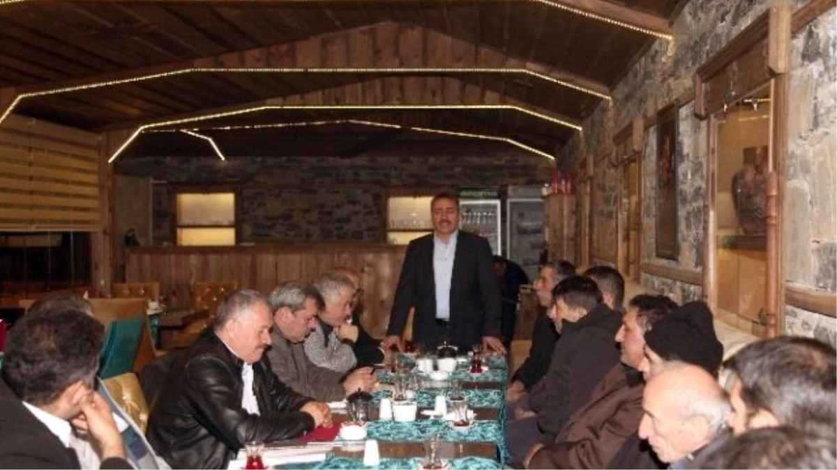 Mehmet Tutal, Muhtarlarla İstişare Toplantısı Yaptı