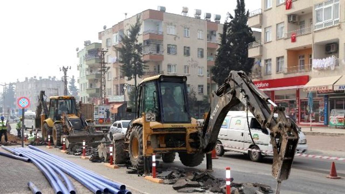 MESKİ, Mithatpaşa Mahallesinin İçme Suyu Alt Yapısını Yeniliyor
