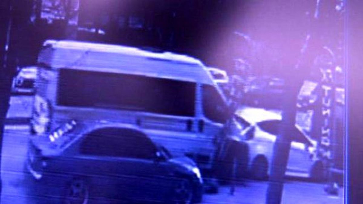Öğrenci Servis Şoförü, Direksiyonda Kalp Krizi Geçirerek Öldü