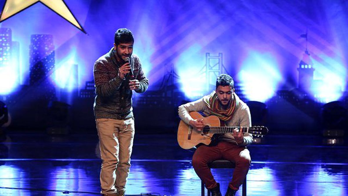 Omar Aghzal\'ın Şarkı Performansı