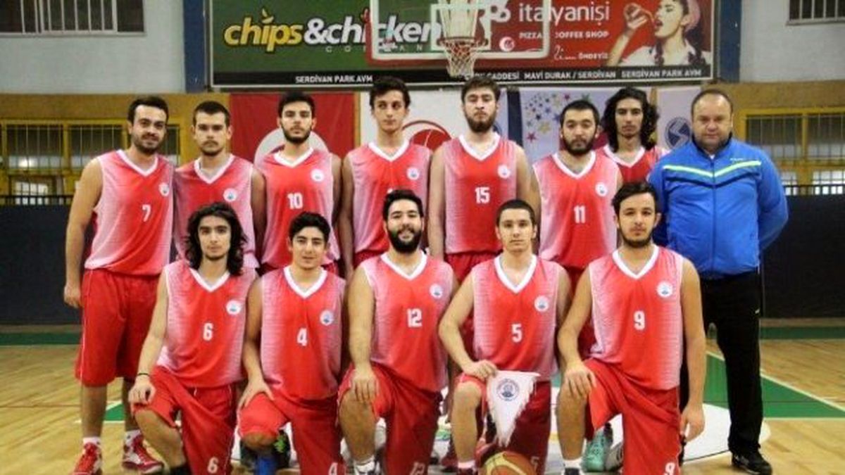 Sakarya\'da Basketbol Şöleni Tüm Hızıyla Devam Ediyor