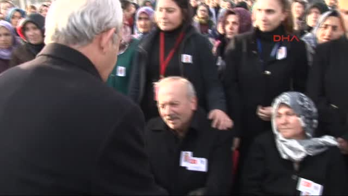Şehit Haydar Çetin\'in 6 Yaşındaki Oğlu Tören Boyunca Gözyaşı Döktü