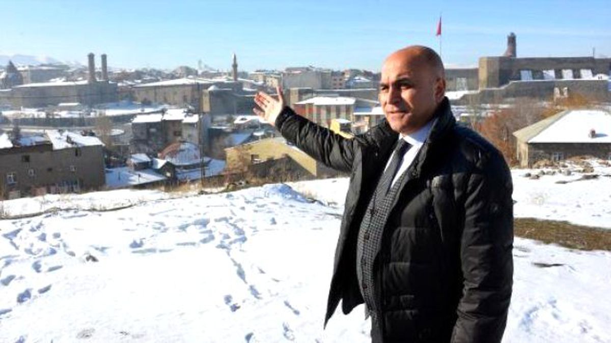 Sibirya Soğuklarında Kentsel Dönüşüm İçin Yıkım