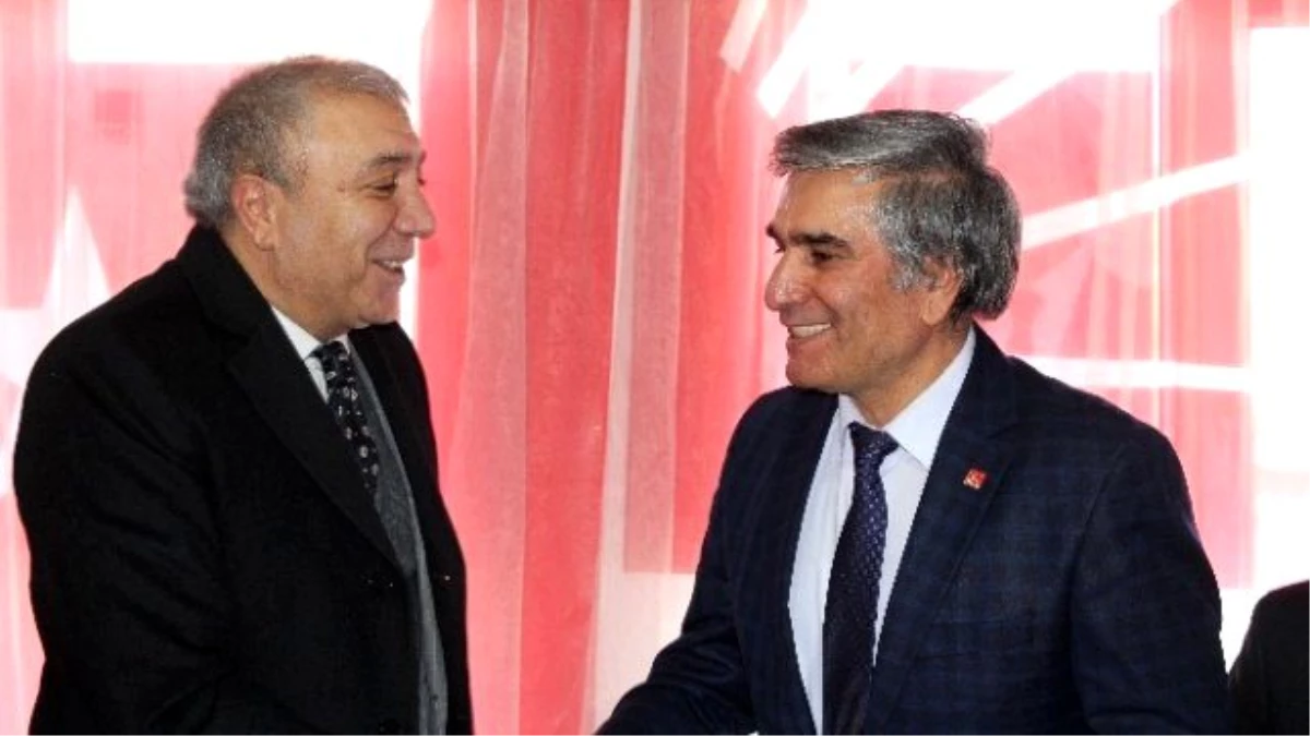 Tacettin Kızıloğlu Erzurum CHP İl Başkanlığına Adaylığını Açıkladı