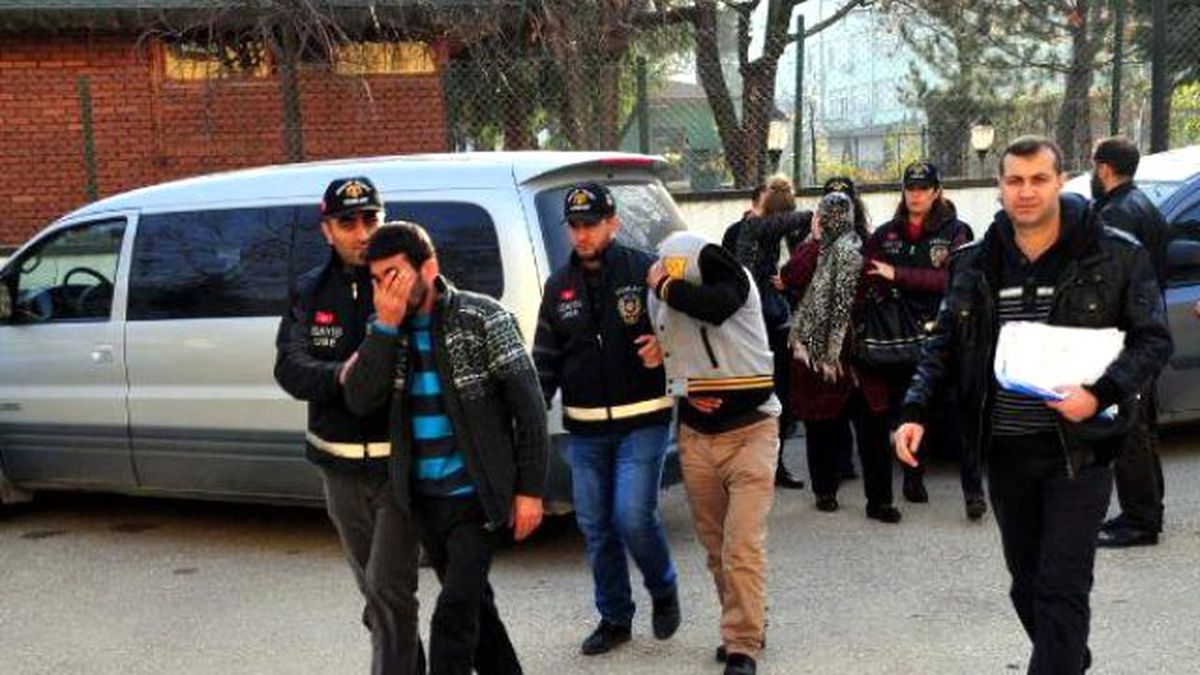 Tokat\'ta Evlilik Vaadiyle Dolandırıcılığa 4 Gözaltı
