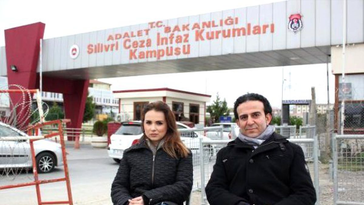 Umut Nöbeti\'nin Bugün 3\'üncü Nöbetçisi Ceren Kumbasar Oldu