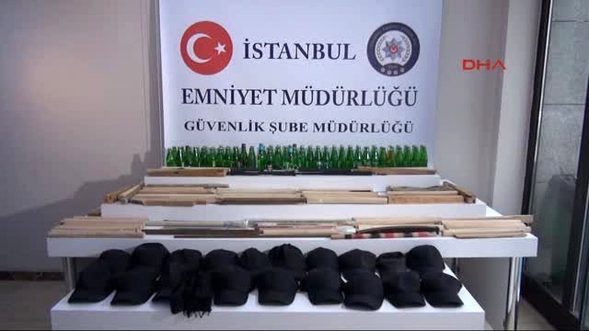 Üniversitelerdeki Olaylarda Ele Geçirilenler Basına Gösterildi