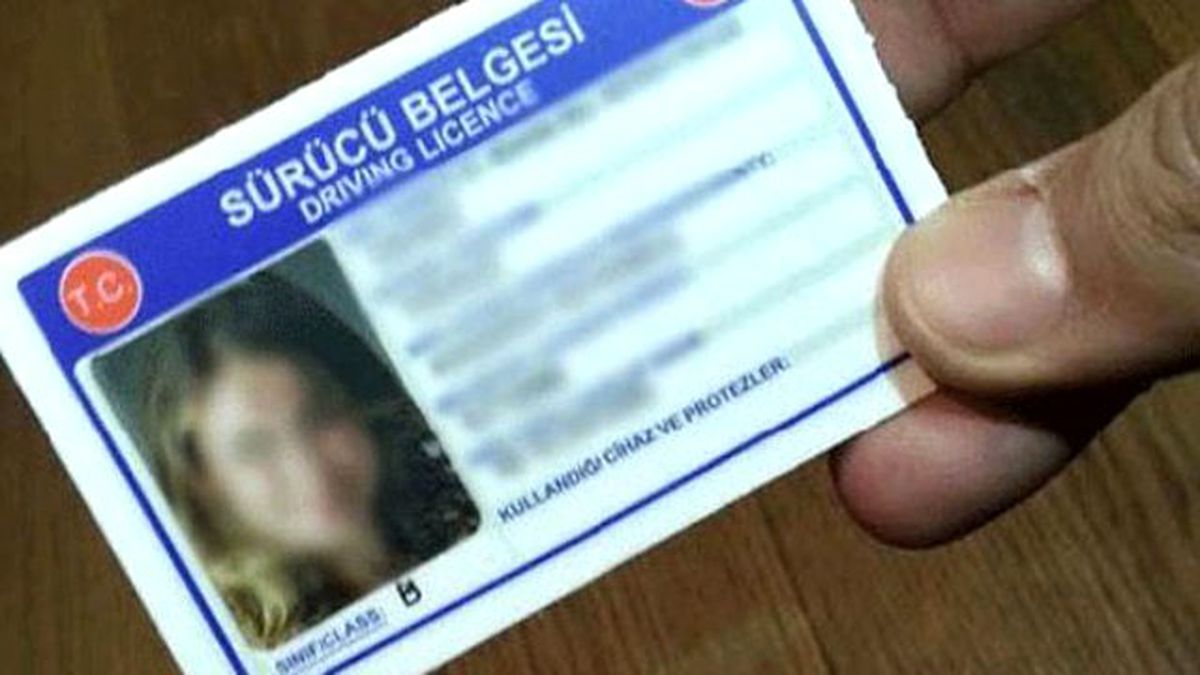 Yeni Ehliyetler İçin İstenecek Belgeler Belli Oldu