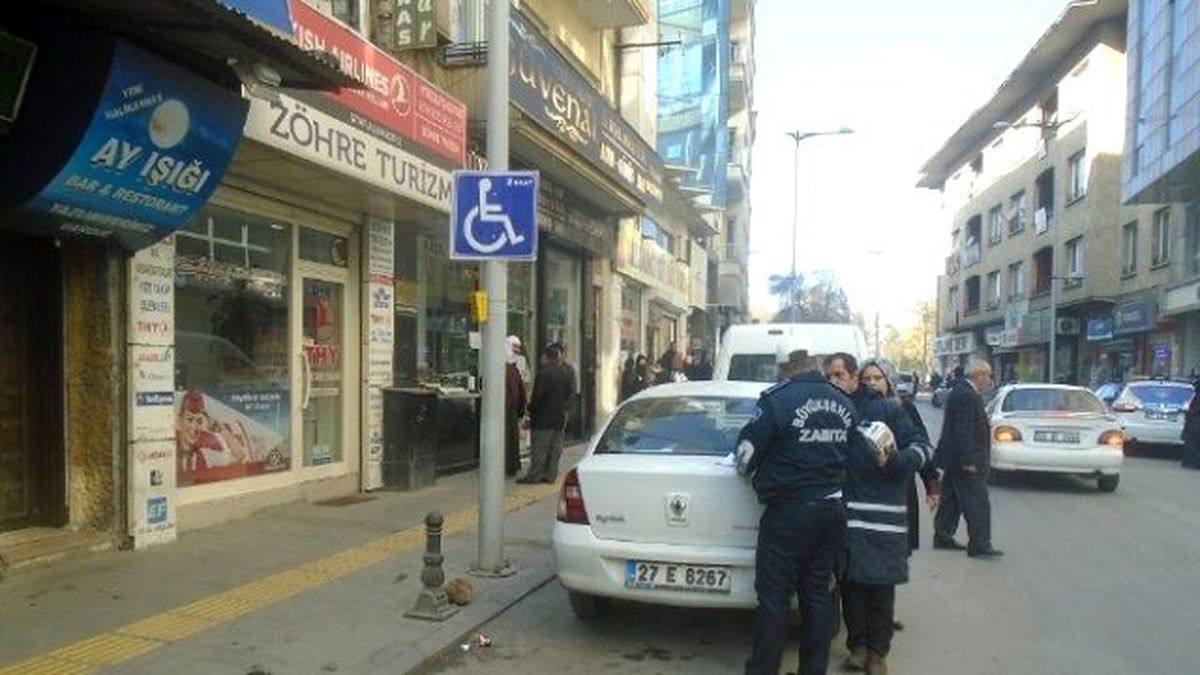 Zabıtanın Engellilere Yönelik Çalışmaları Sevindiriyor