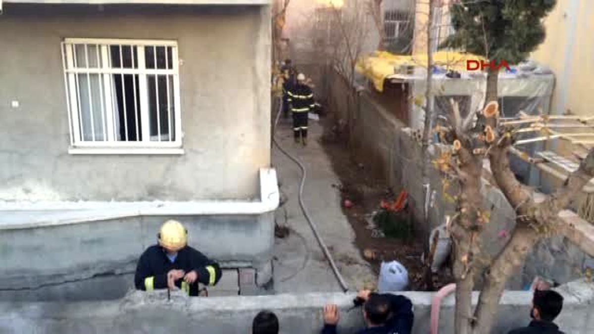 Adıyaman?da Ev Yangını