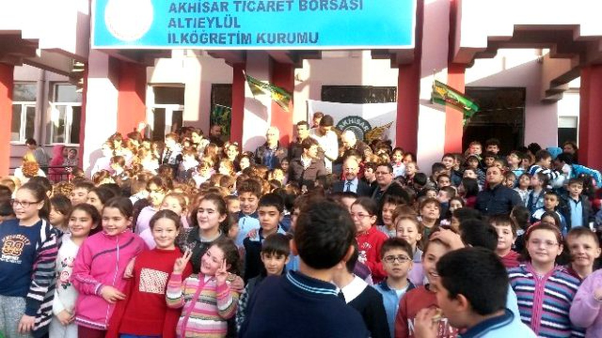 Akhisar Belediyespor Öğrencilerle Buluştu