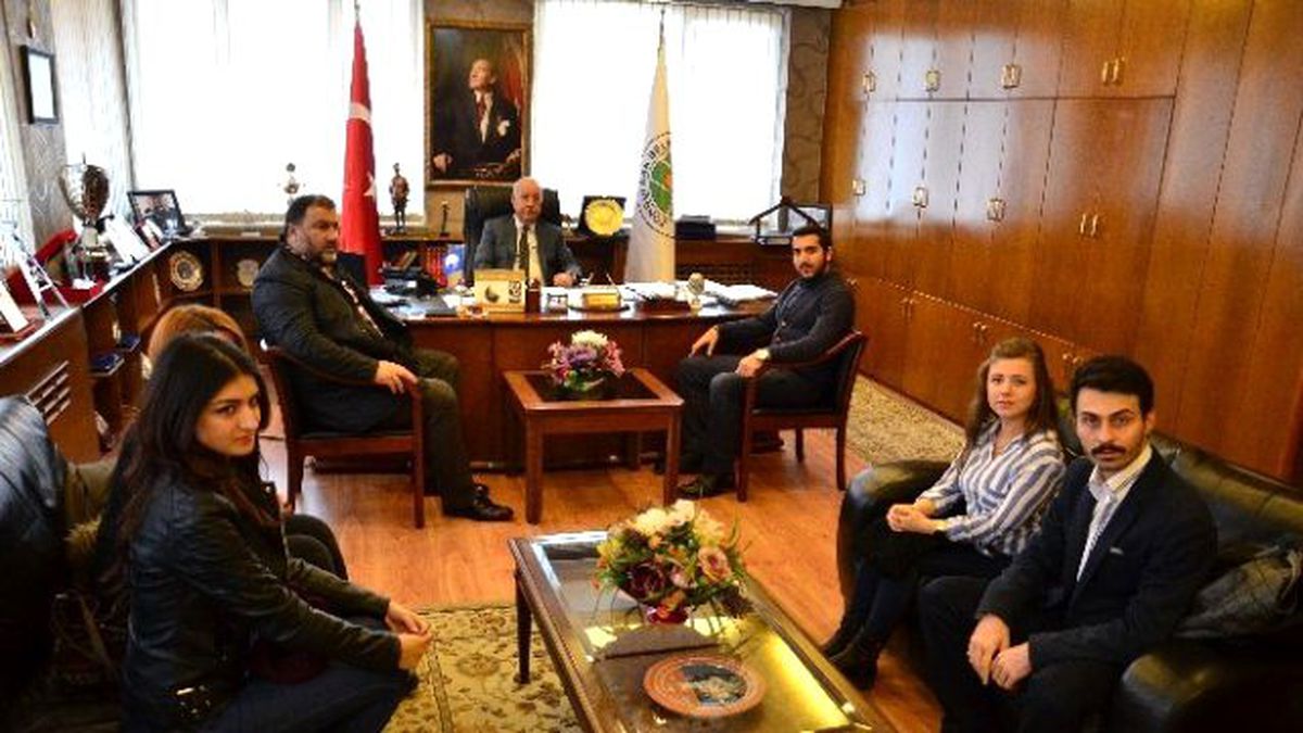 BEÜ\'lü Öğrencilerden Akdemir\'e Ziyaret