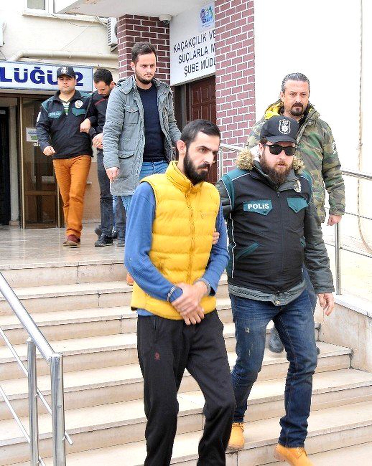 Bursa\'daki Uyuşturucu Operasyonunda 3 Tutuklama