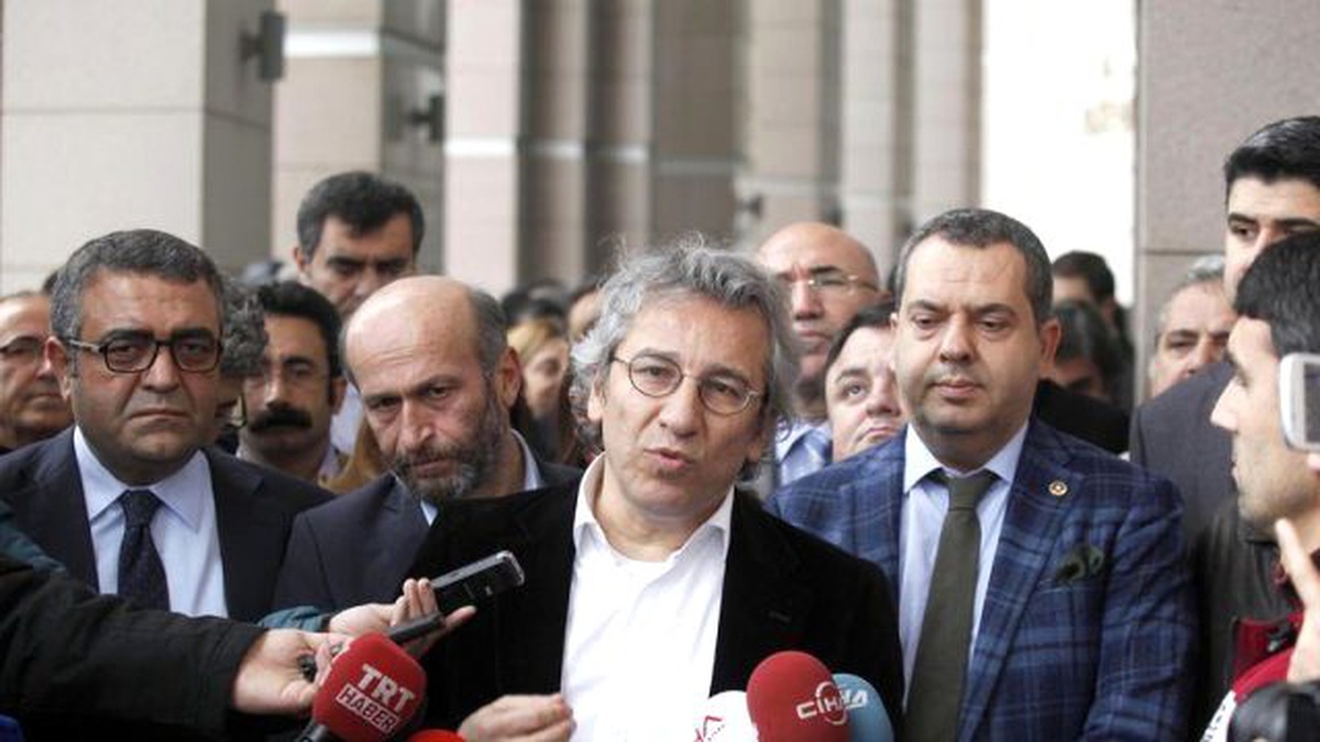 Can Dündar ve Erdem Gül\'ün Tahliye Talebine Ret