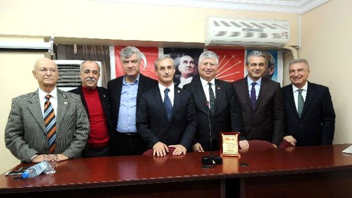 CHP Karşıyaka\'da Uğur Yıldırım Dönemi