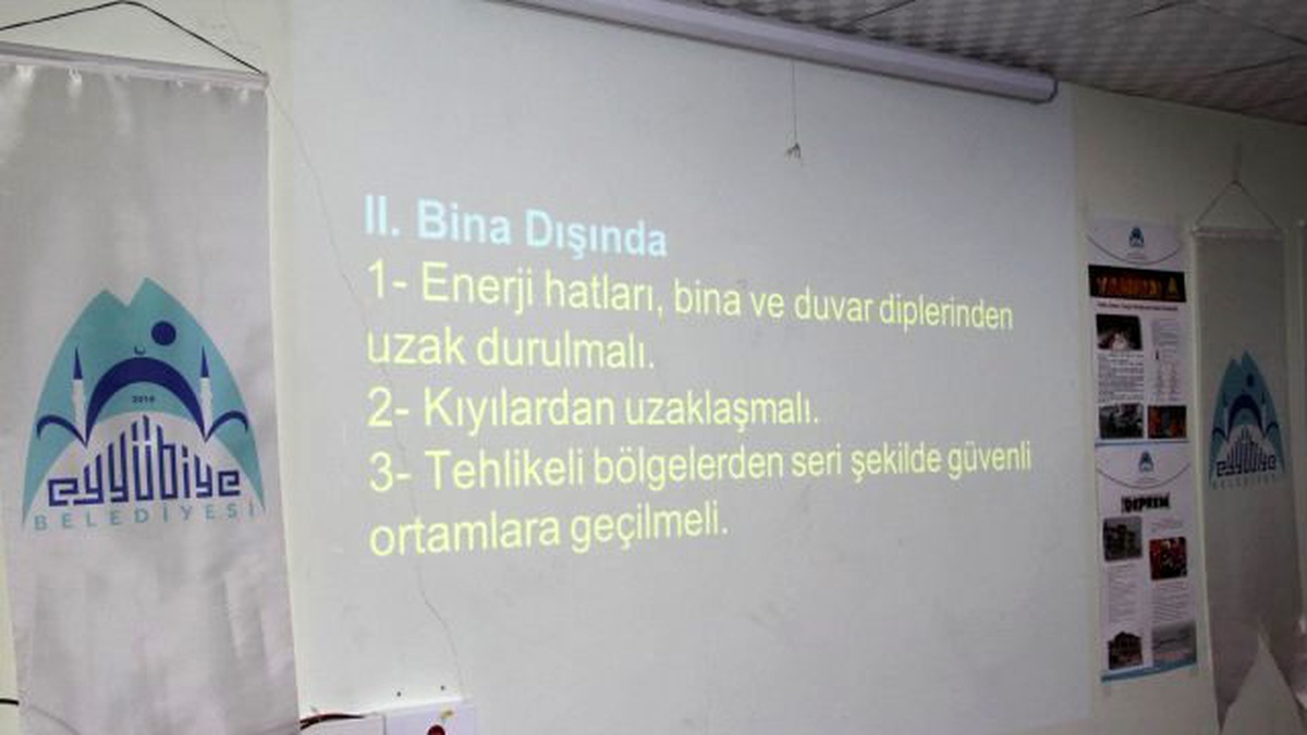 Eyyübiye Belediyesinden Öğrencilere Doğal Afet Semineri