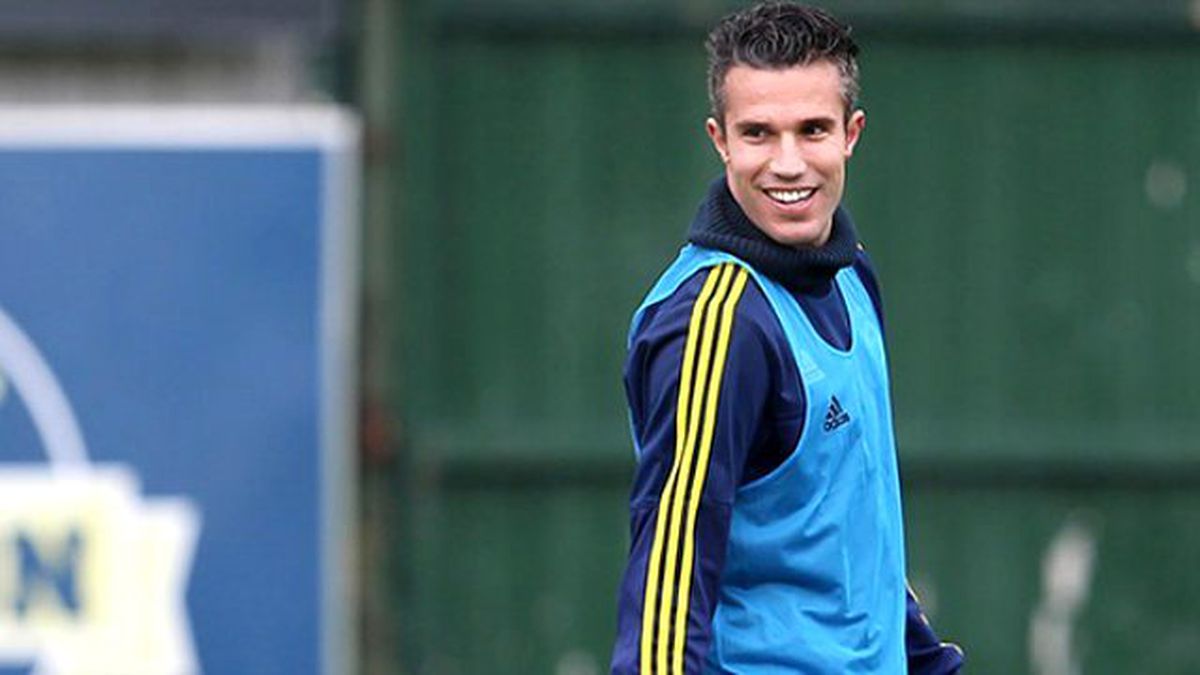 Robin Van Persie, Takımla Çalışmalara Başladı