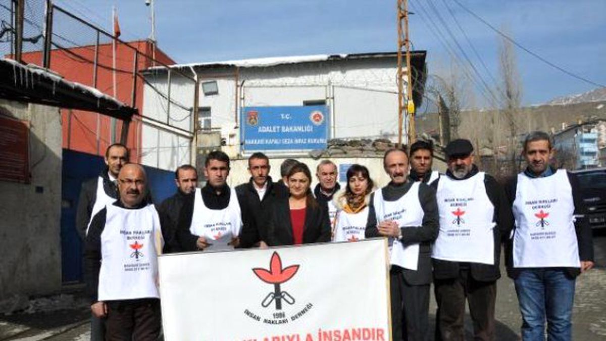 Hakkari\'de İHD\'den Hasta Tutuklular Açıklaması