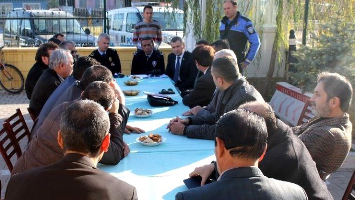 Huzur ve Güvenlik İçin Toplanıyorlar