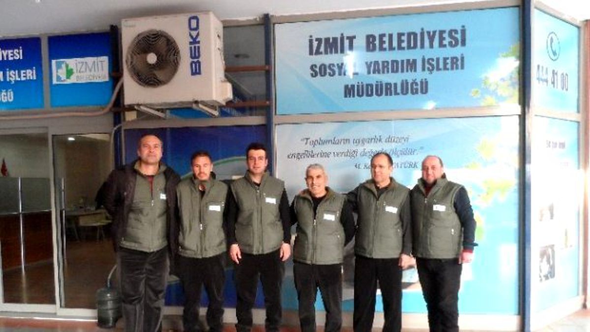 İbadethane Temizlikleri Aksatılmıyor