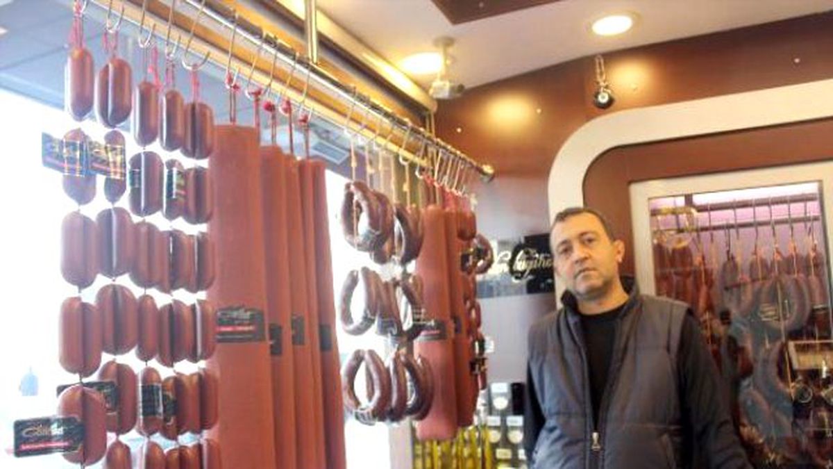 İmitasyon Sucuk ve Pastırmalar Vitrinde