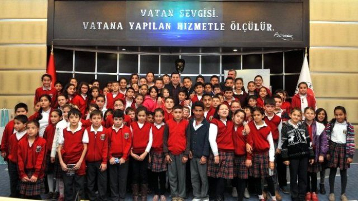 Kepezli Öğrencilere Bilim Merkezi ve İngilizce Kursu Müjdesi