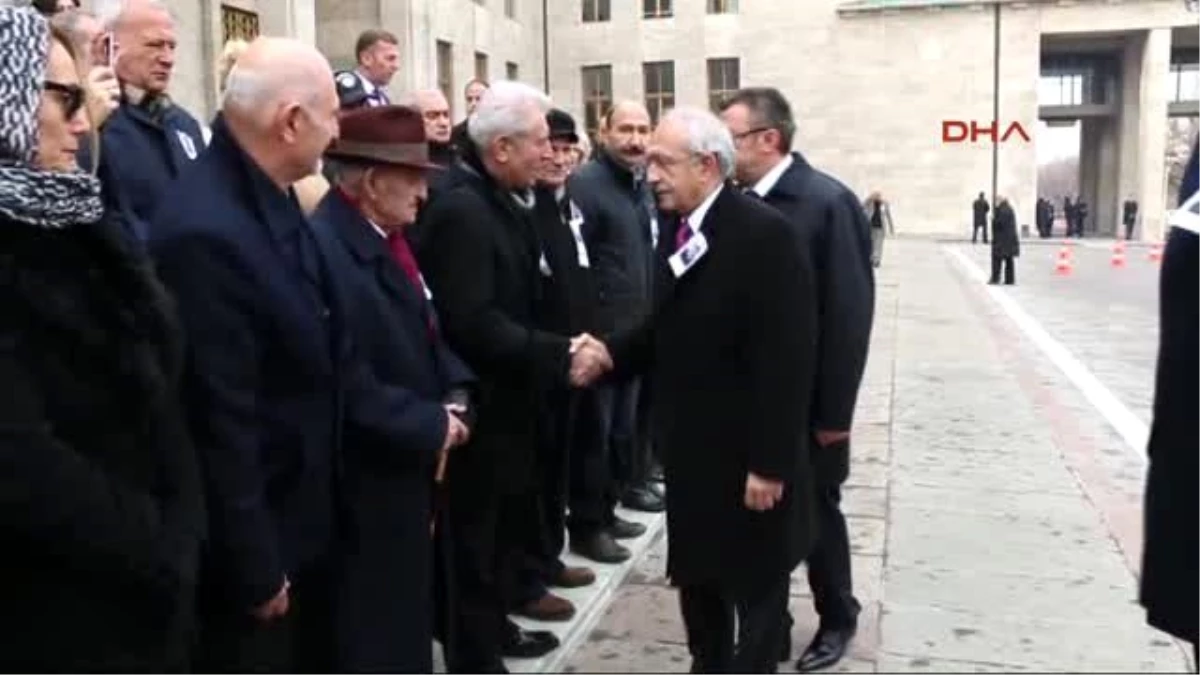 Kılıçdaroğlu, Okyay\'ın TBMM\'de Düzenlenen Cenaze Törenine Katıldı