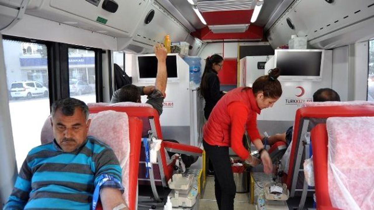 Korkuteli\'de 2 Günde 150 Ünite Kan Bağışı