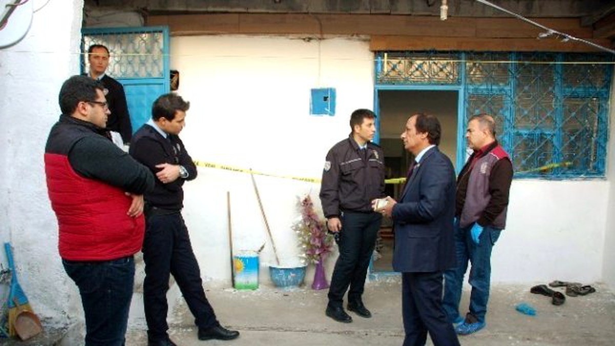 Mangal Ateşiyle Isınan Adam Hayatını Kaybetti