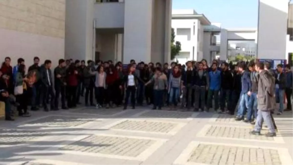 Mersin Üniversitesi'nde Anma Etkinliğine Taşlı Tepki: 25 Gözaltı