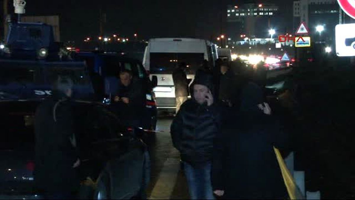 Nurtepe\'de Askeri Araca Ateş Açıldı...