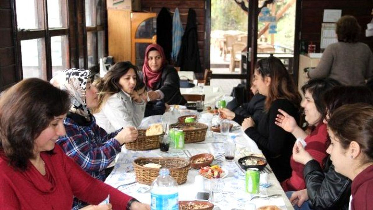 Otizmli Çocuklar Balık Çiftliğinde