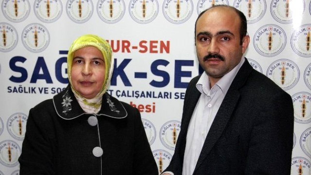 Sağlık Sen Vefat Eden Üyesinin Yakınlarını Unutmadı