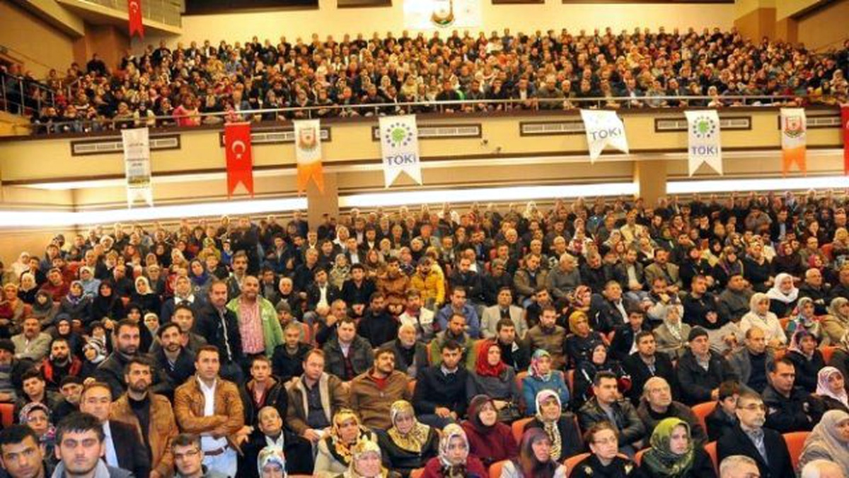 Şanlıurfa\'da TOKİ Konutları İçin Kura Çekildi
