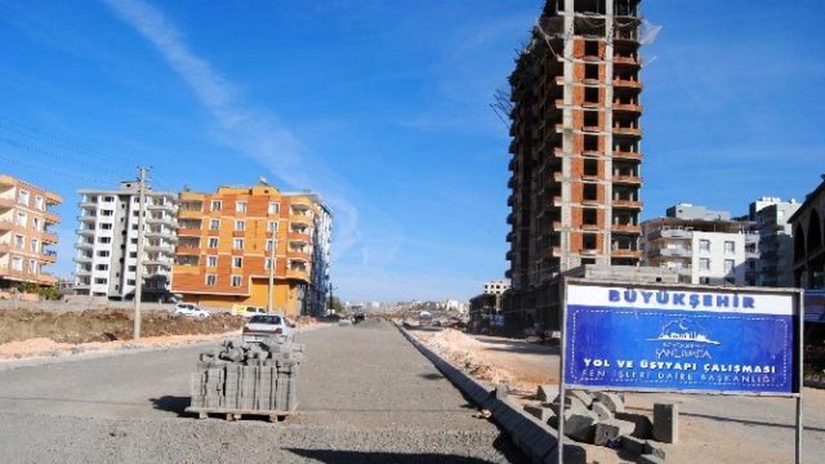 Siverek\'te Alt ve Üst Yapı Çalışmaları Devam Ediyor