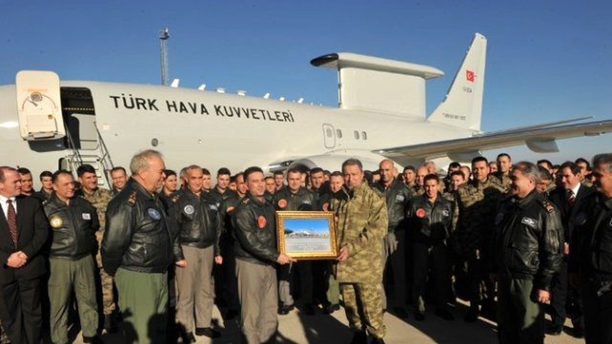 Türk Hava Kuvvetleri\'nin Havadan İhbar ve Kontrol Filosu Tam Kadro Göreve Hazır