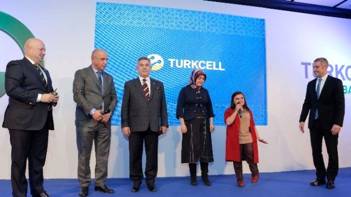 Turkcell Global Bilgi Erzurum Çağrı Merkezi 10. Yılını Kutluyor