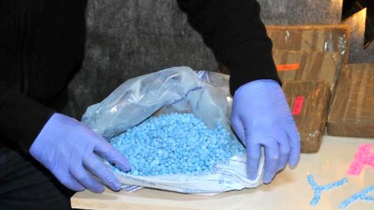 Uyuşturucu Ticareti Yapan Baba ve Kızı Gözaltına Alındı