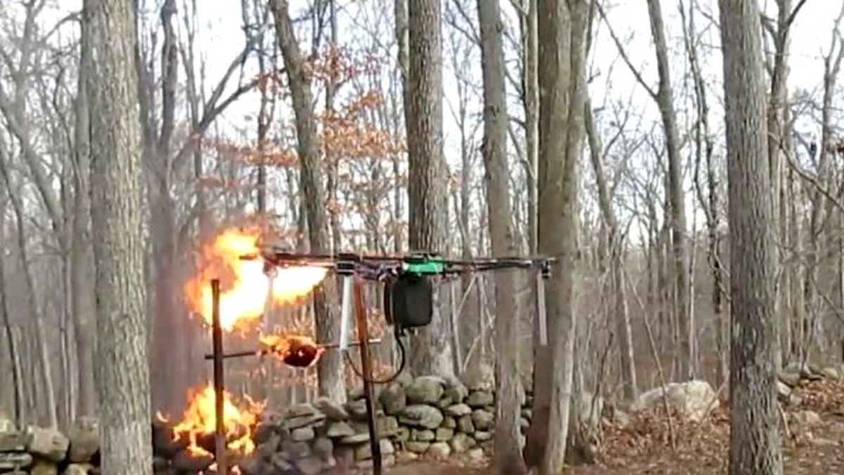Alev Püskürten Drone Hindi\'nizi Pişirecek!
