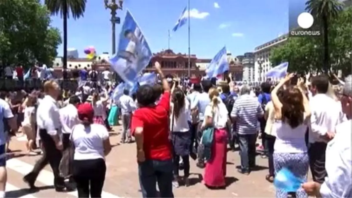 Arjantin: Mauricio Macri Resmen Devlet Başkanı