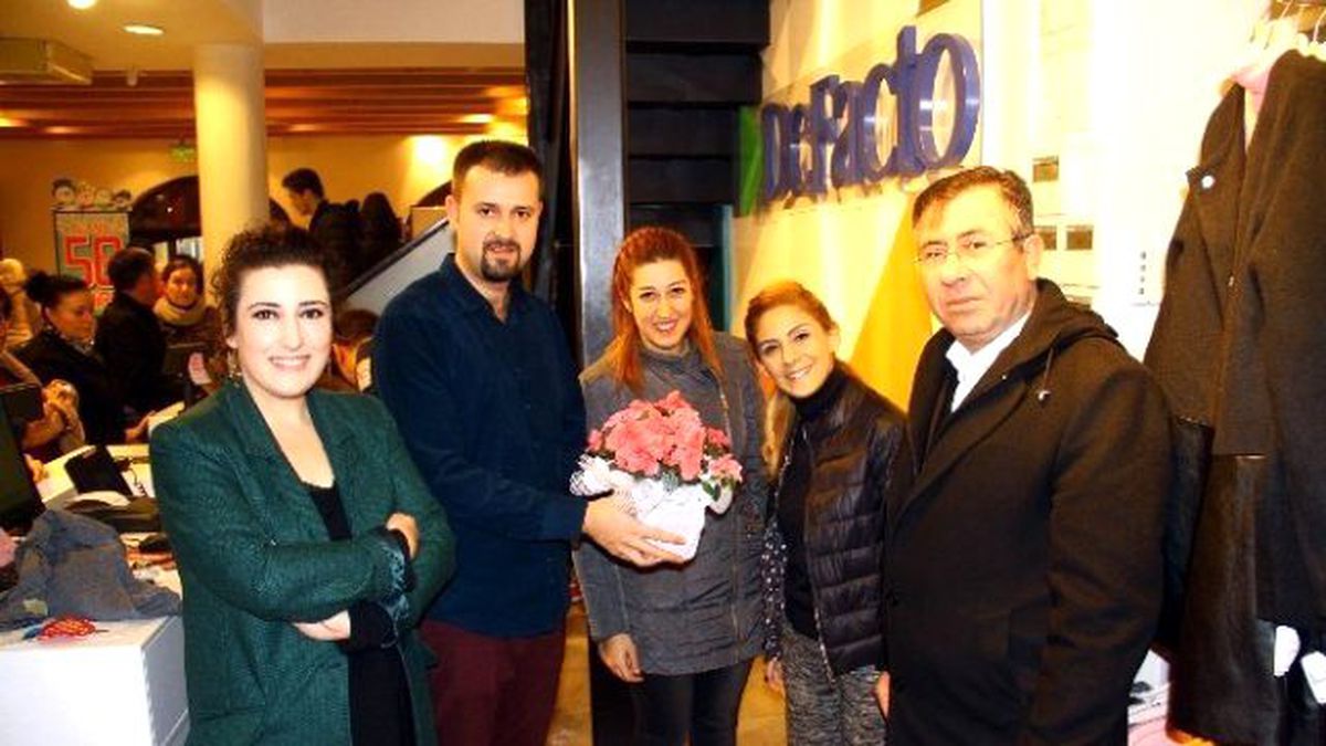 Bulvar Avm\'den Mağazalarına Jest