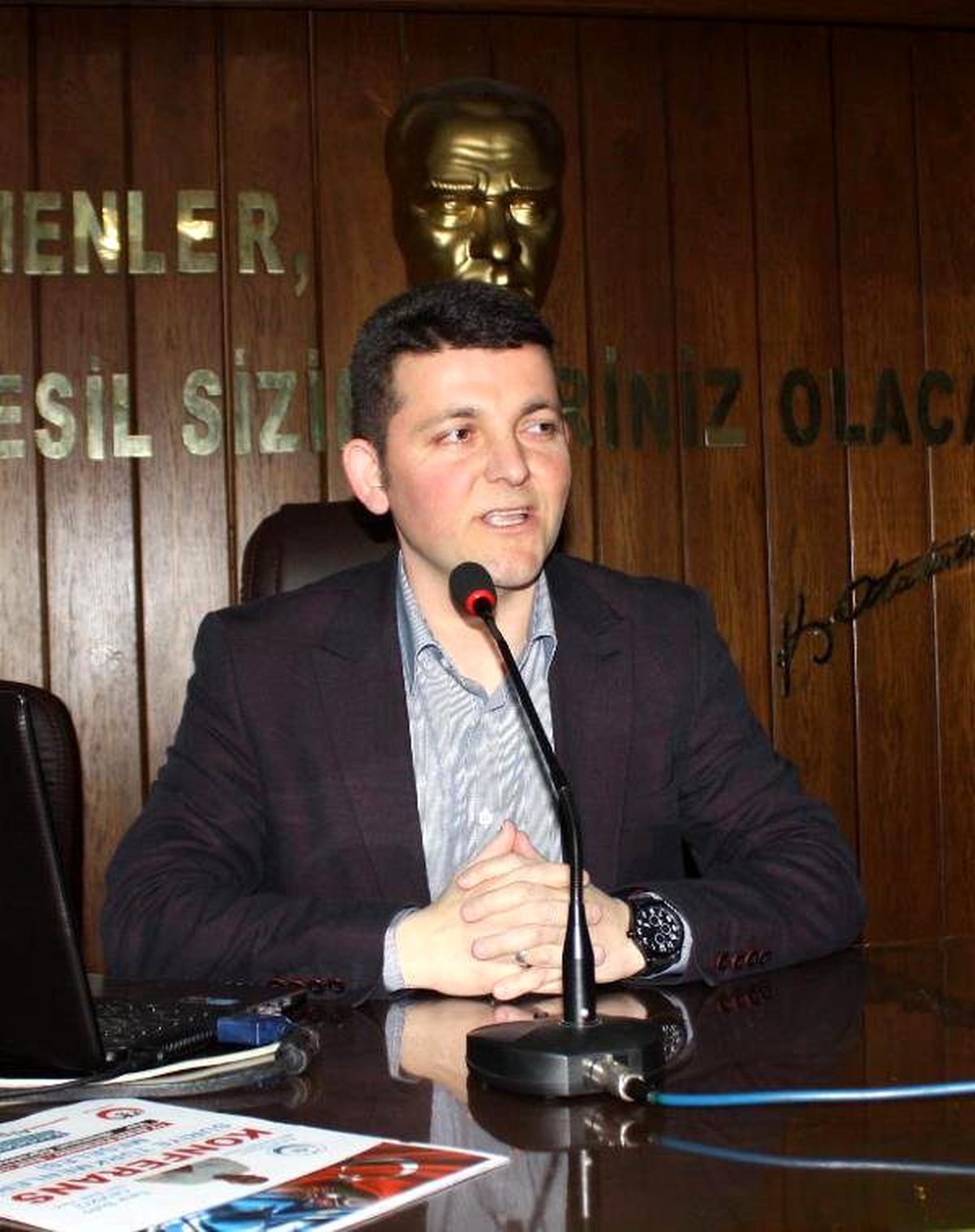 Eğitimci-edebiyatçı Mehmet Yazar, \'Balkanlar\'ı Kaybederken Bir Vatan Kaybettik\'
