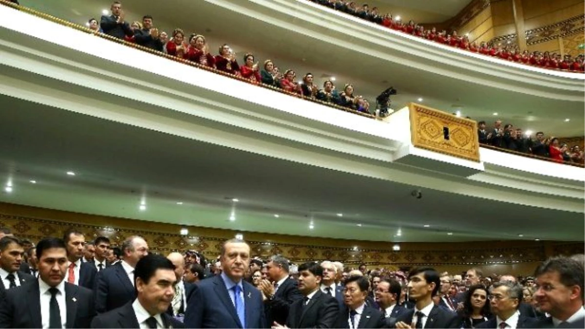 Erdoğan Aşkabat\'ta Konsere Katıldı