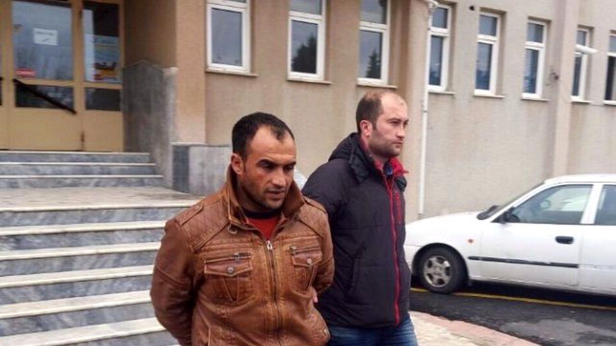 Evini Sattırıp, Parasını Aldılar