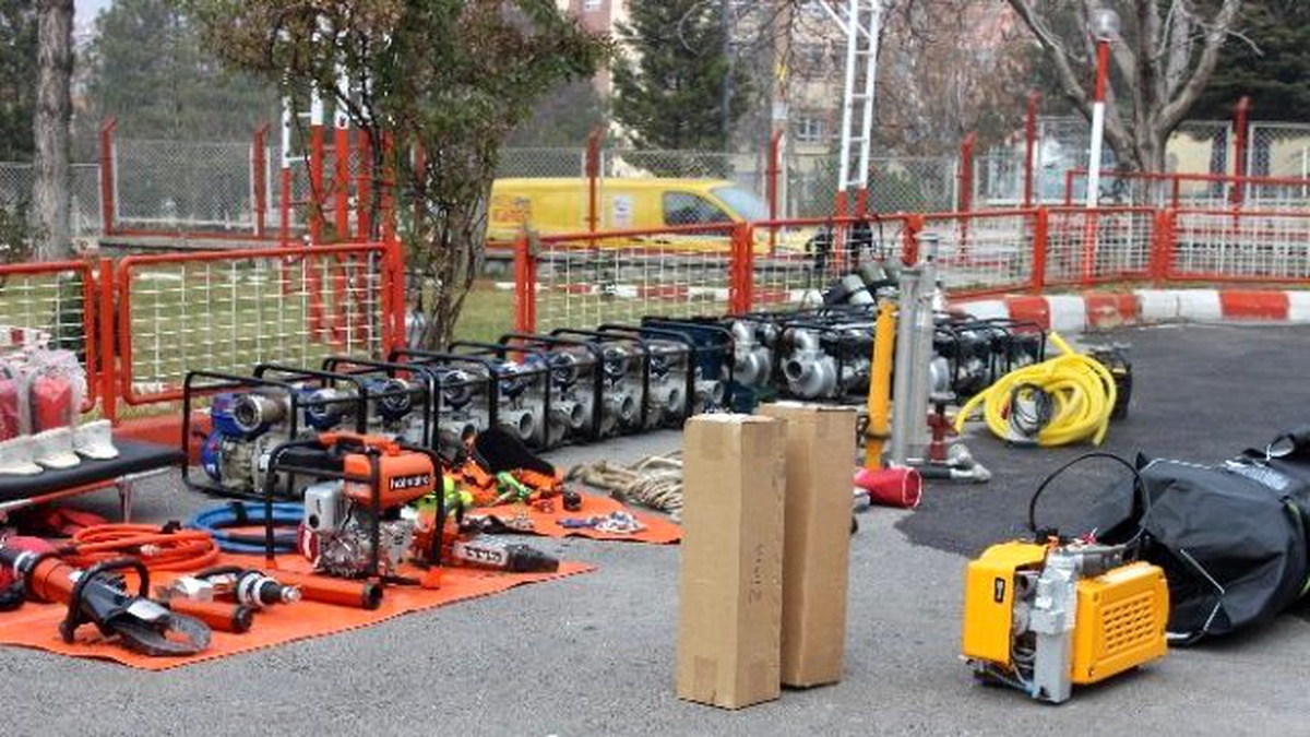 İtfaiye\'ye Yeni Ekipmanlar Kazandırıldı