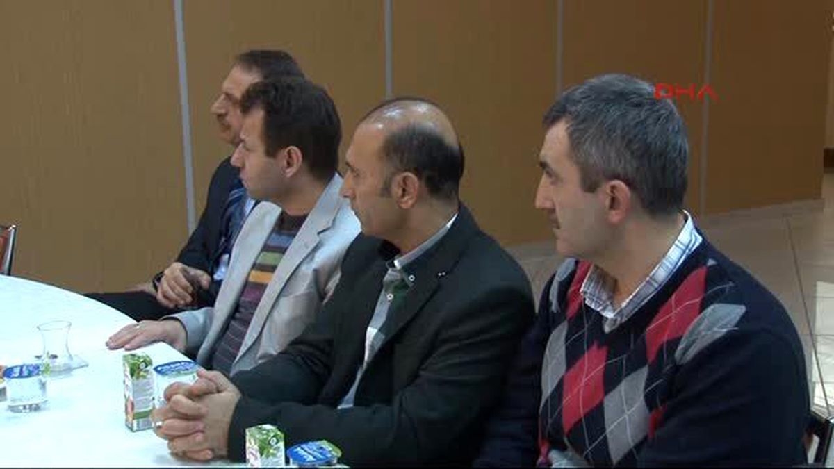 İzmir Şifa Üniversitesi\'nin Tıp Merkezlerinin Kapatılması Kararıyla İlgili Rektörden Basın...