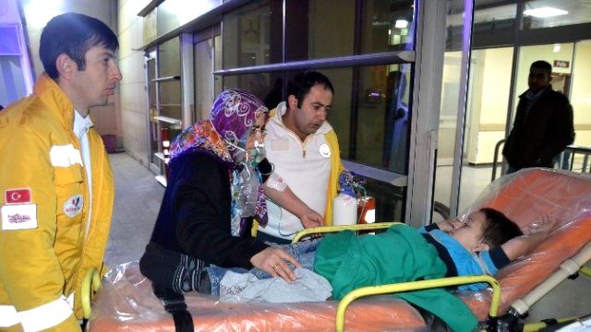 Karbonmonoksit Gazından Zehirlenen 2 Kişi Tedavi Altına Alındı